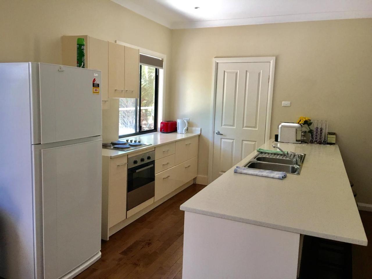 Hillview Farmstay Gundagai Extérieur photo